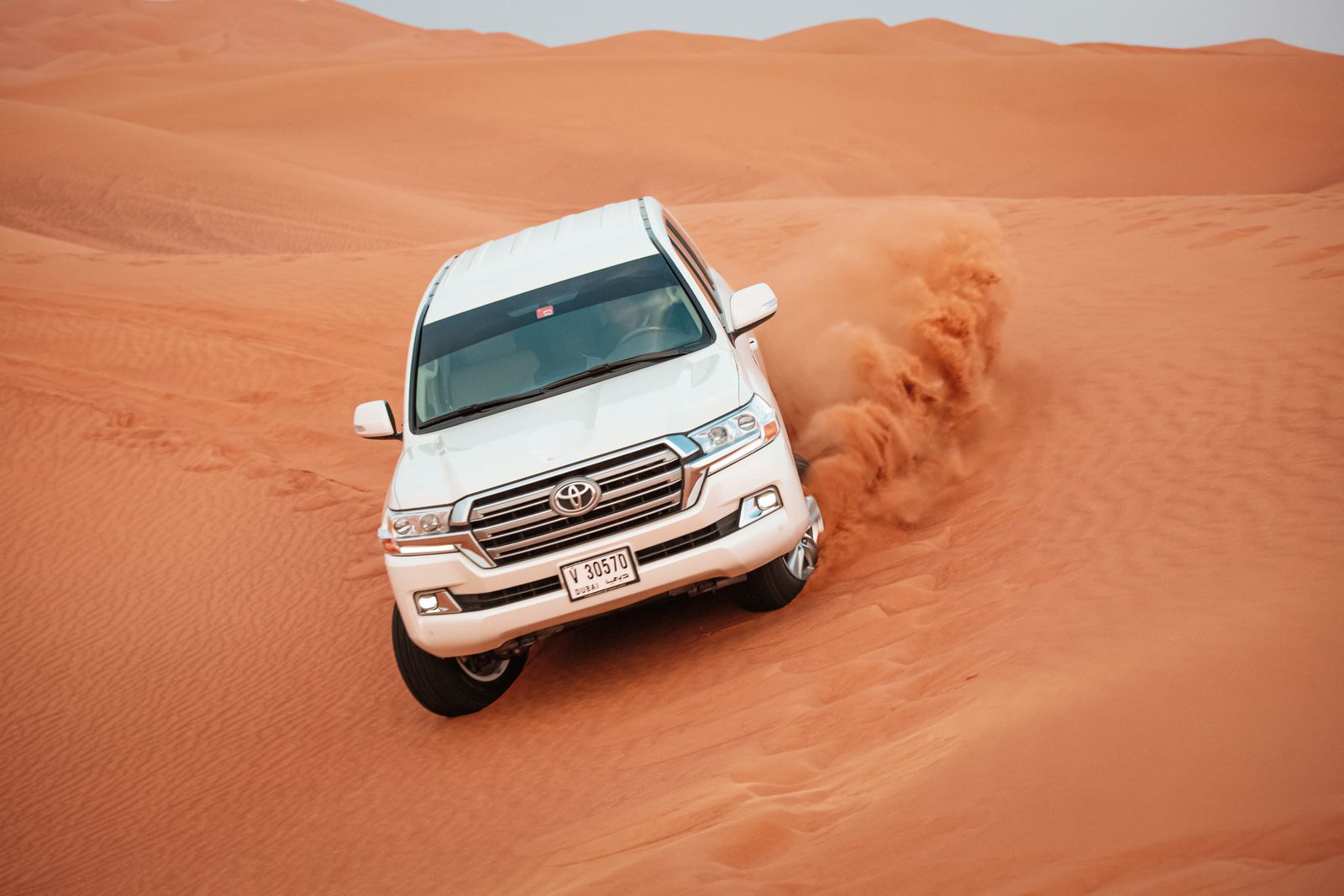 Land Cruiser dune bashing